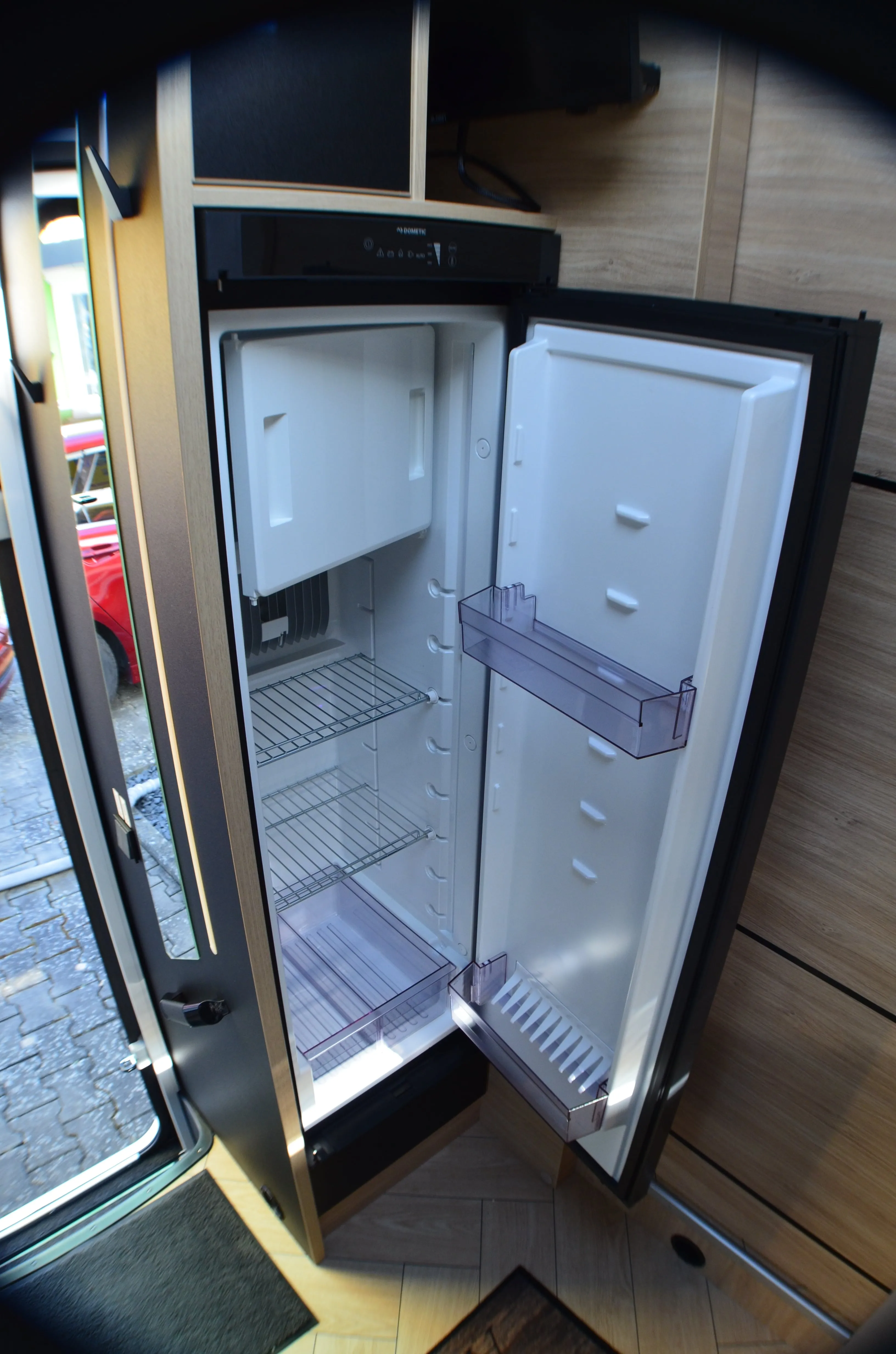  Chausson Titanium 720 im Lieferwagen von GA-Reisemobile