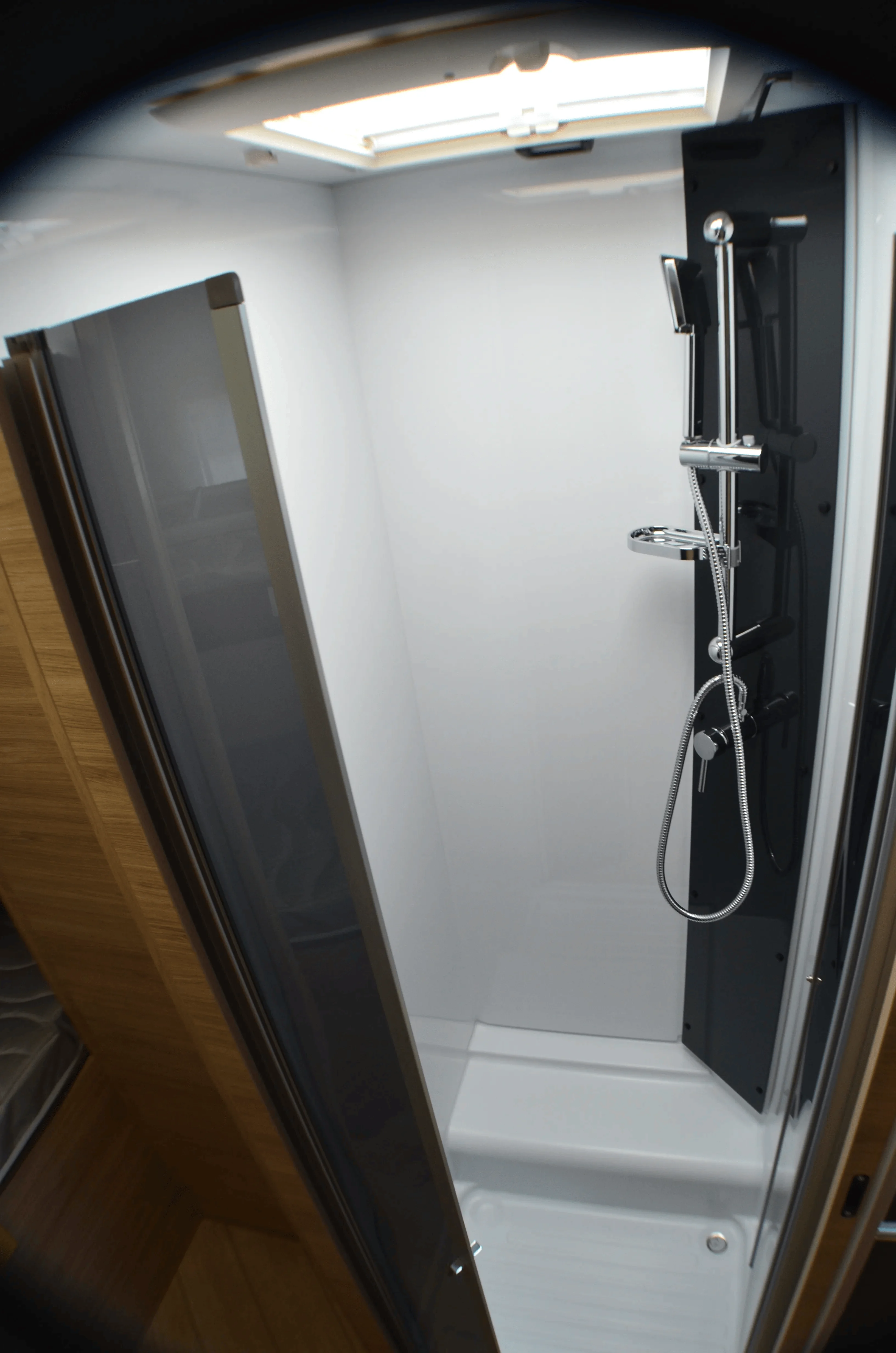  Chausson Titanium 720 im Lieferwagen von GA-Reisemobile
